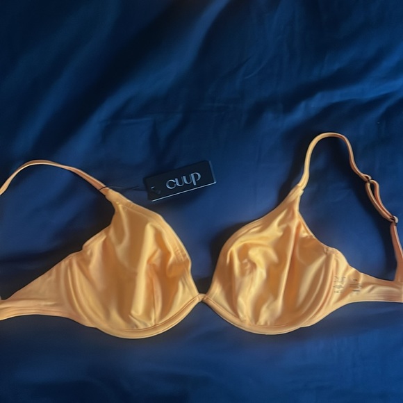 NWT CUUP Plunge Swim Bikini Top Nectar - Picture 2 of 7